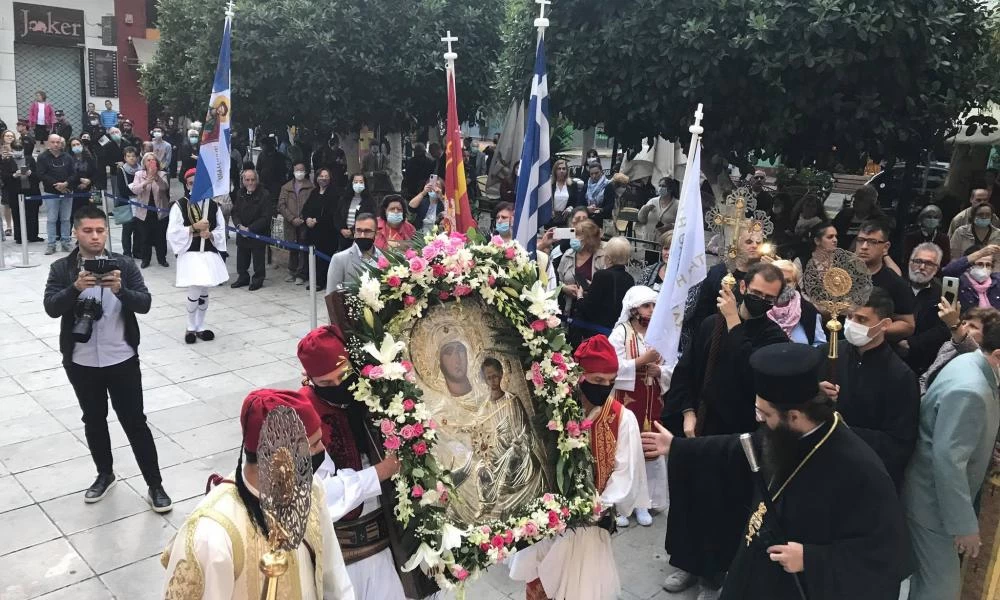 Υποδοχή Παναγίας Λαυριωτισσας και Λαβαρου της Επαναστάσεως του 1821 στον Ιερό Ναό Αγίου Δημητρίου Πειραιώς